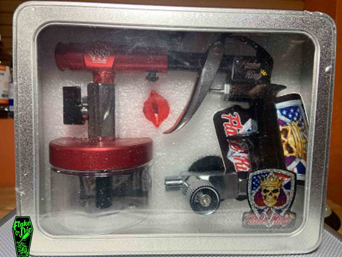 The Flake King 1000, is the best dry flake gun on the market! Spray anything from a subtle topping, all the way up to a flake blizzard! It is simple to use because there are only 2 adjustments air and dry flake