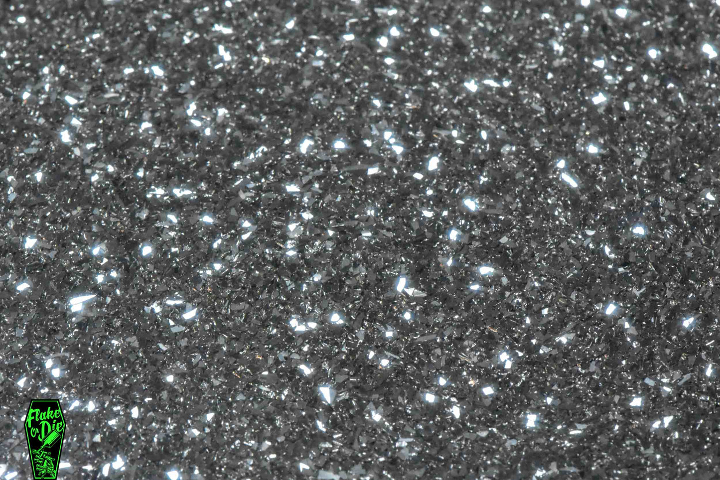 Flake or Die Bad Luck silver crushed glass 80 grit. Flat