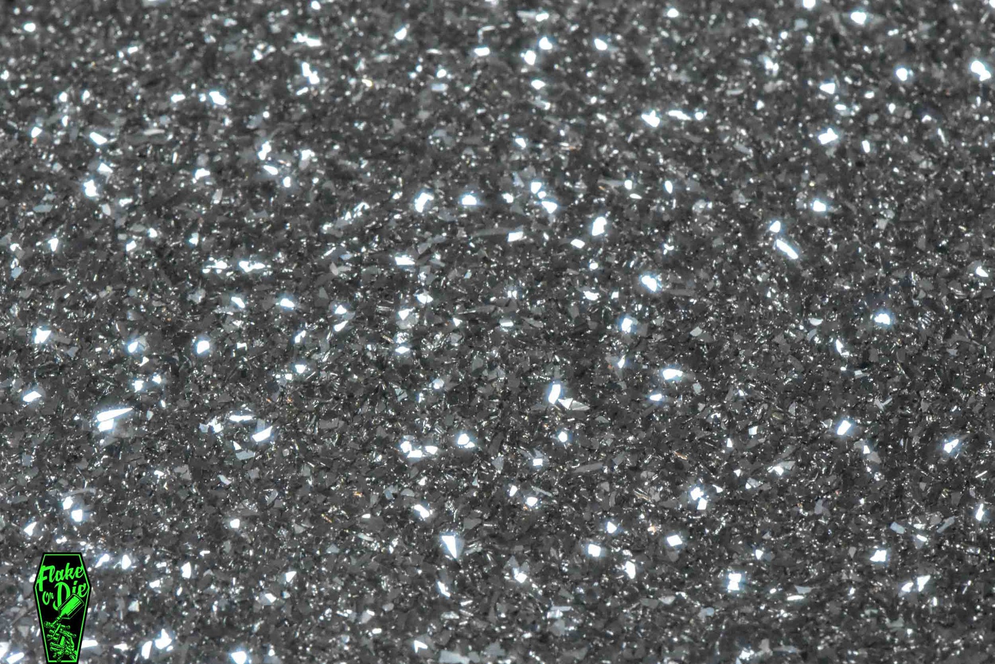Flake or Die Bad Luck silver crushed glass 80 grit. Flat
